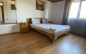 Casa Nicollae